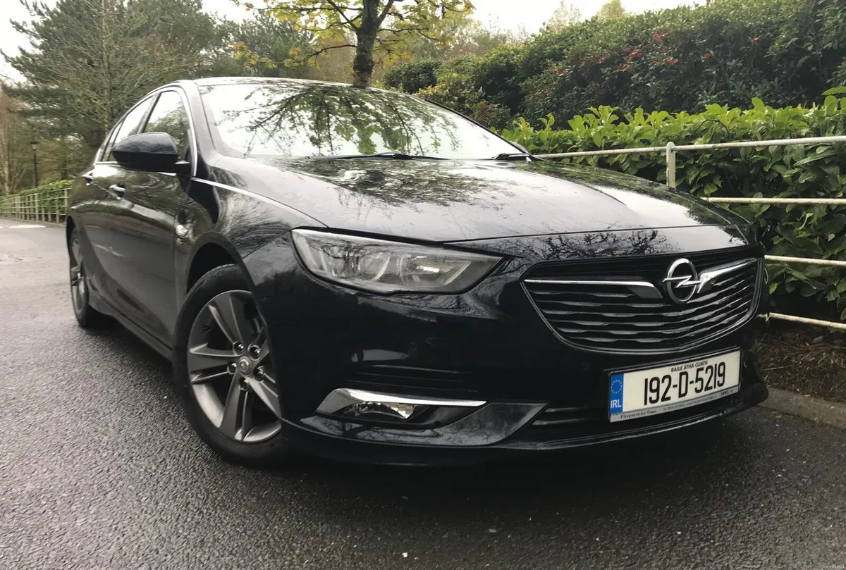 Opel Insignia 1.6 Turbo D ecoTEC SRi Edition - Image 1