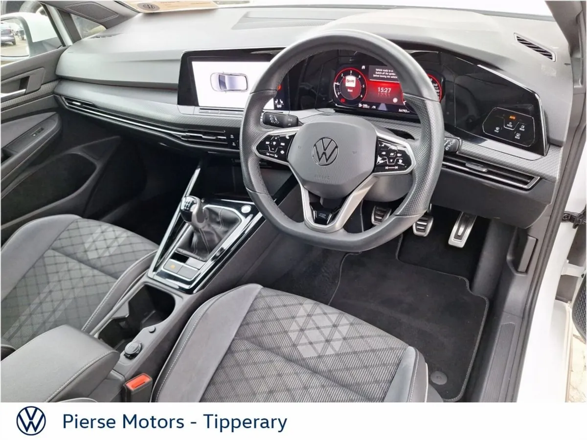 Volkswagen Golf 2.0 TDI 150HP R-Line - Image 2