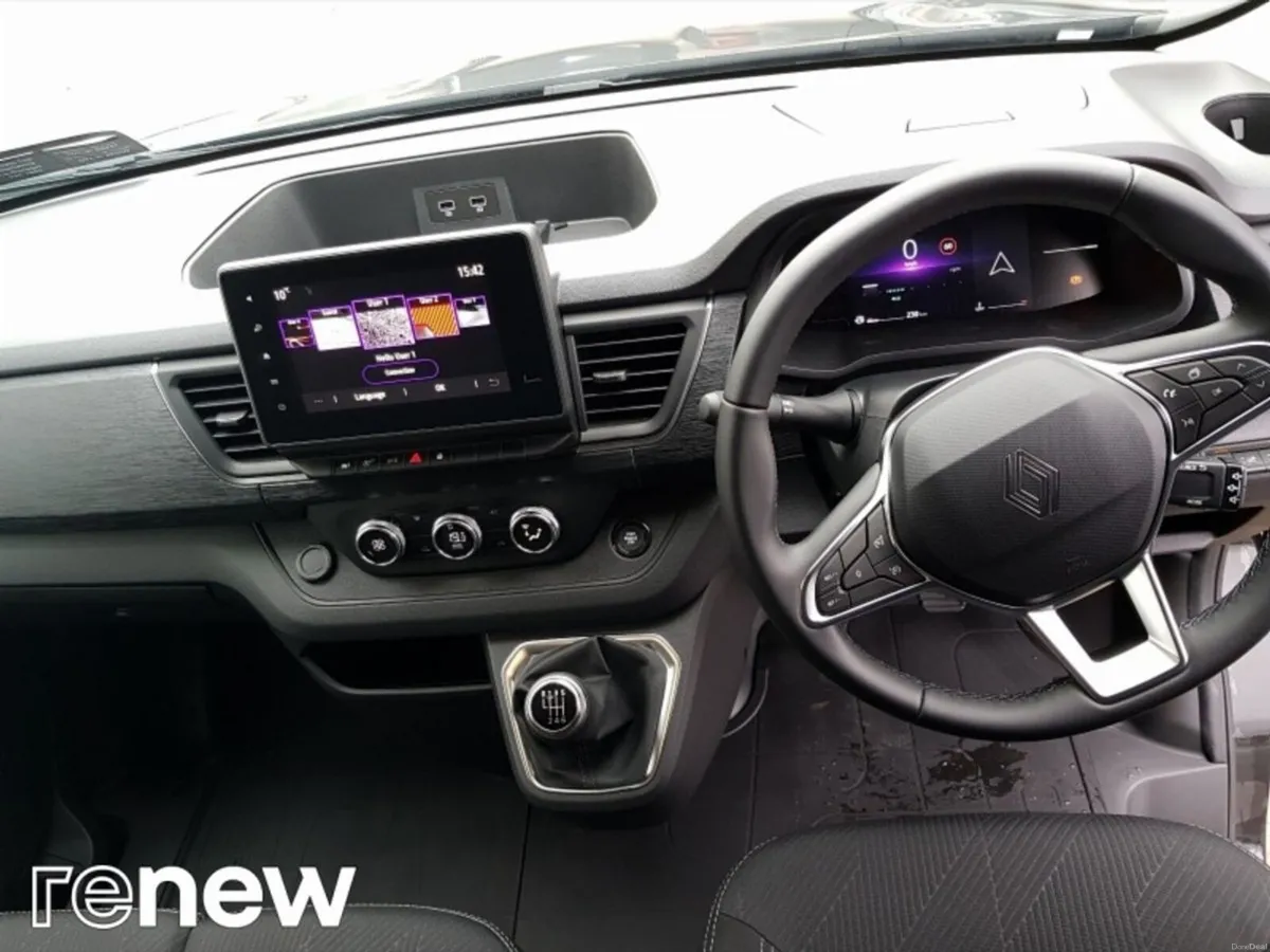 Renault Trafic TRAFIC LL30 BLUE DCI 170 EXTRA - Image 2