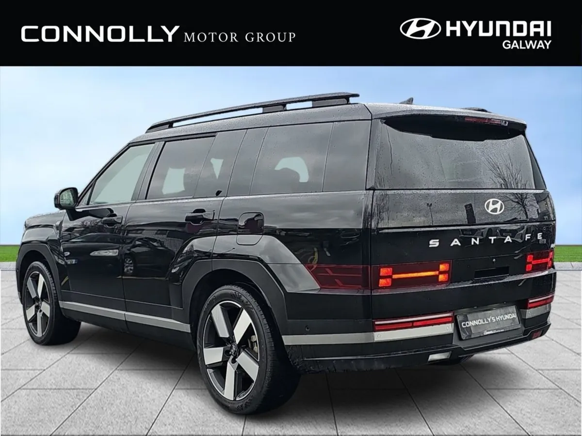 Hyundai Santa Fe 1.6 PHEV 4WD Premium - €688 p/m - Image 4