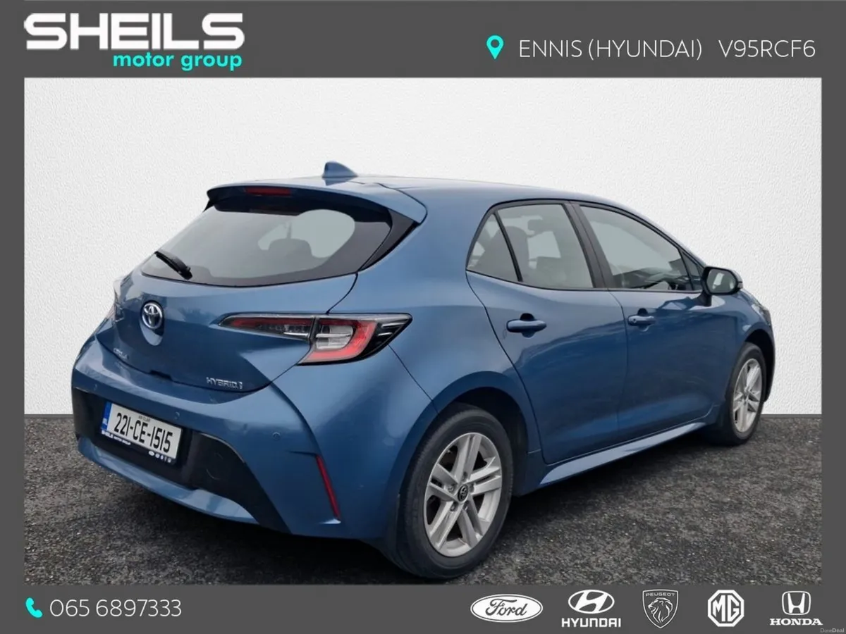 Toyota Corolla 1.8 Hybrid Luna Hatchback - Image 2
