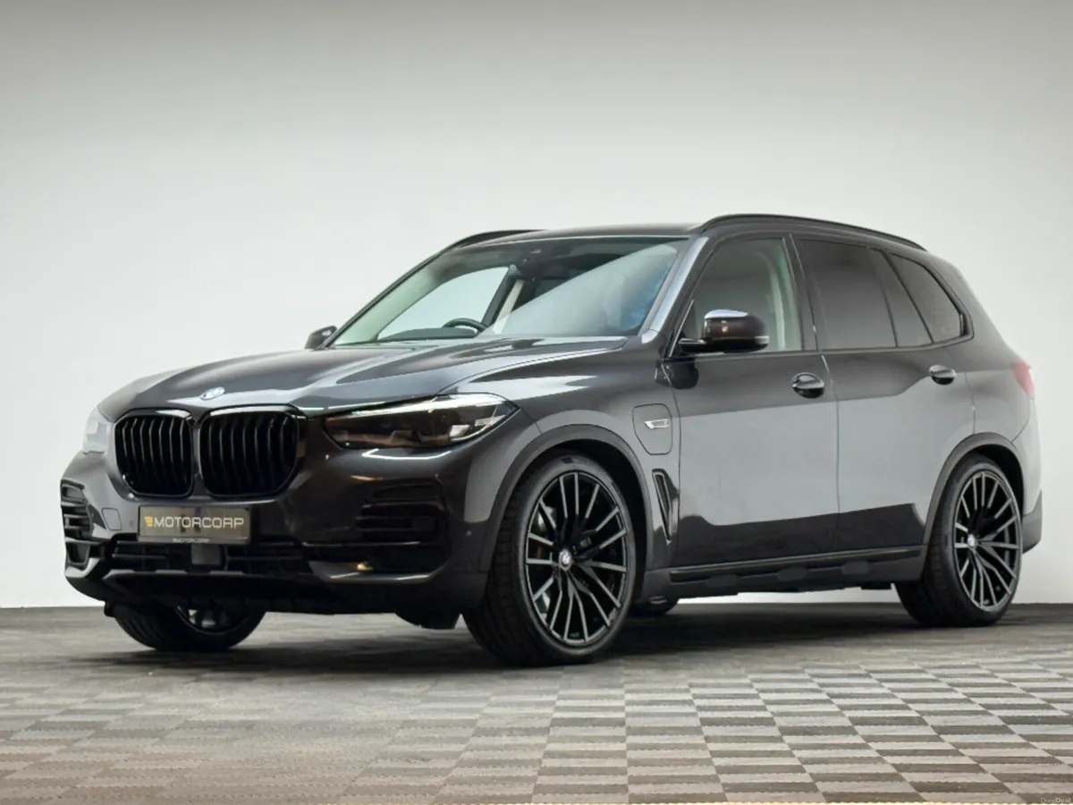 BMW X5 45E XDRIVE M SPORTS EXTRAS - Image 3