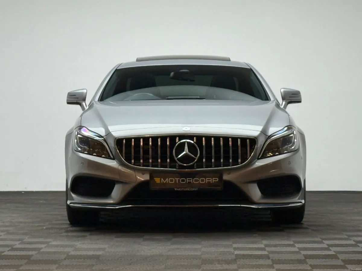 Mercedes-Benz CLS 220D AMG LINE PREMIUM *SUNROOF* - Image 2