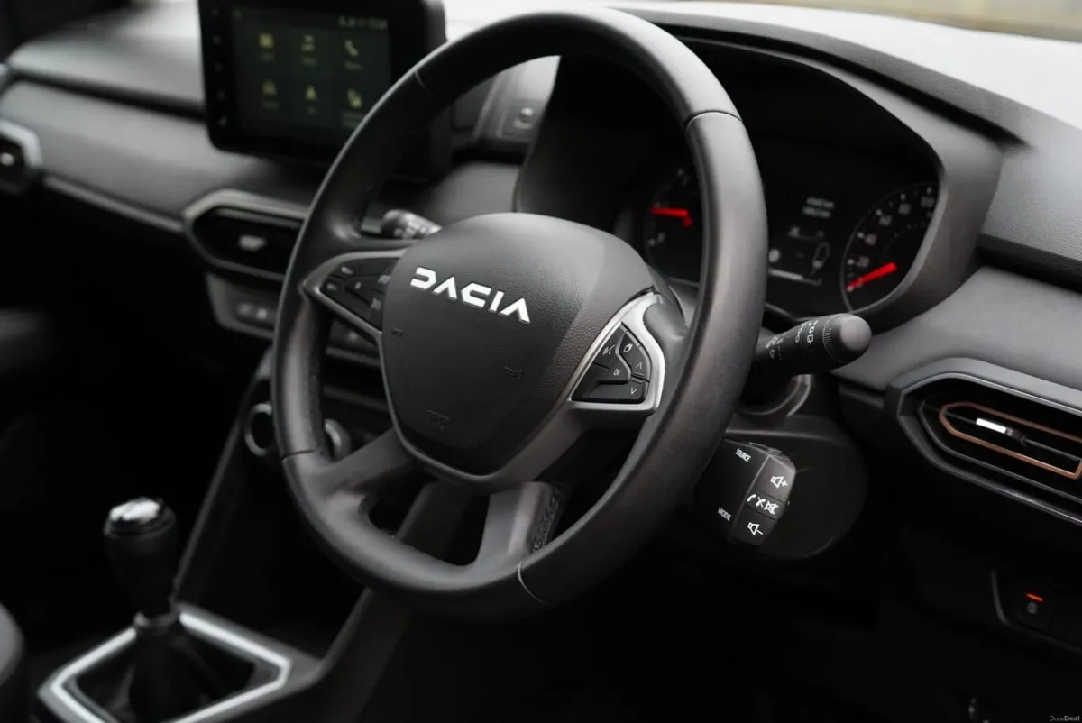 Dacia Sandero Stepway 2024 - Image 2