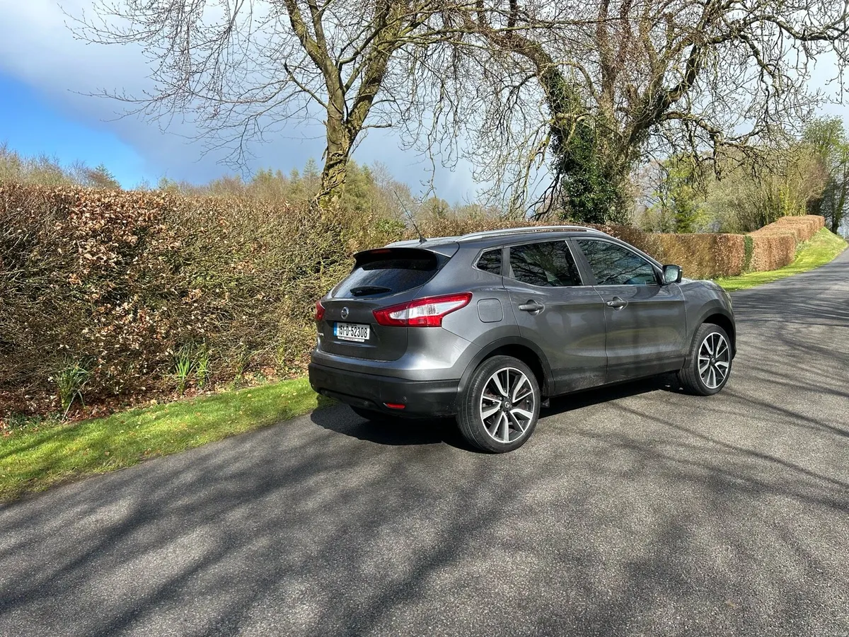 2015 Nissan qasqhai 1.6diesel Tekna High spec - Image 4