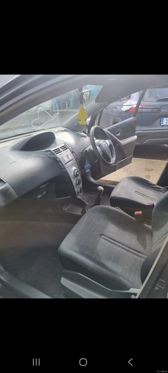 Toyota Yaris 2008 - Image 3