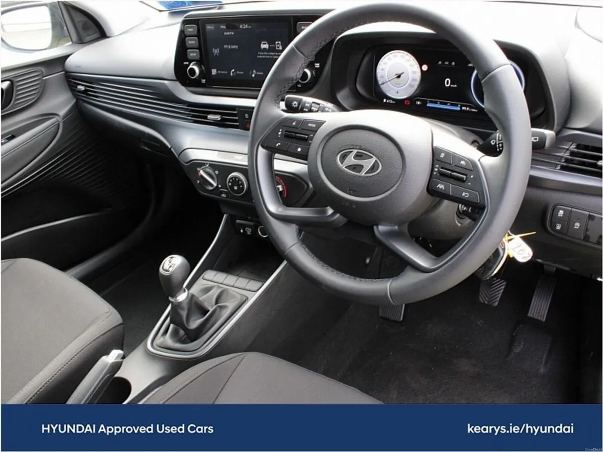 Hyundai i20 DELUXE PLUS - 1.2 PETROL - FINANCE ARR - Image 6