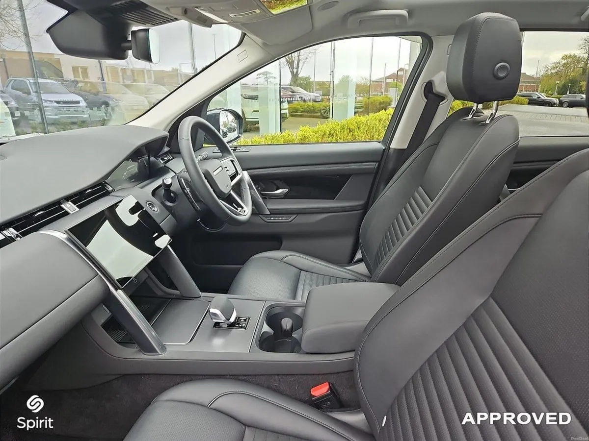 Land Rover Discovery Sport 1.5 I3 PHEV 309 PS AWD - Image 4