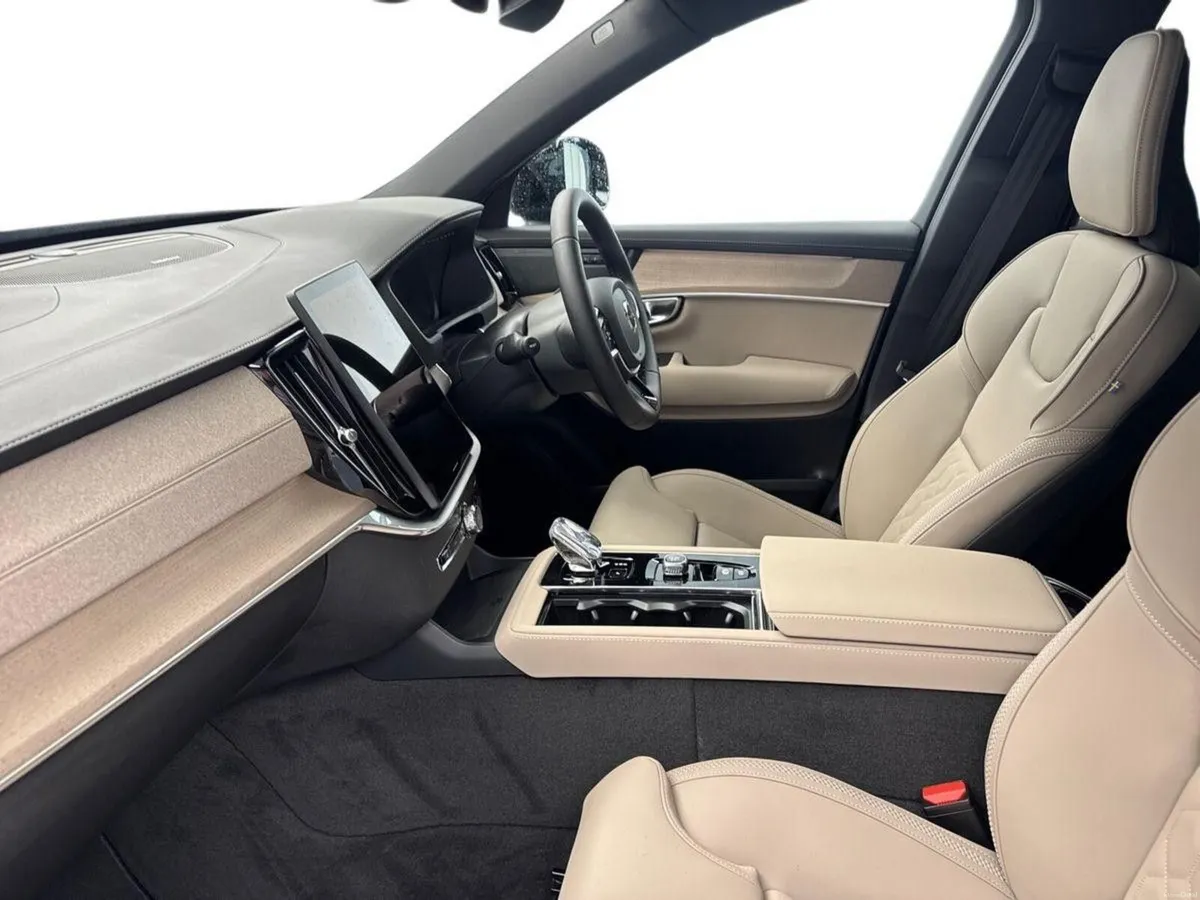 Volvo XC90 T8 PLUS DARK *SPECIAL OFFER* €175 PER W - Image 2