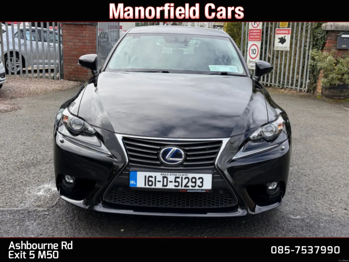 2016 Lexus IS300H Executive 2.5 Petrol Hybrid Auto - Image 3
