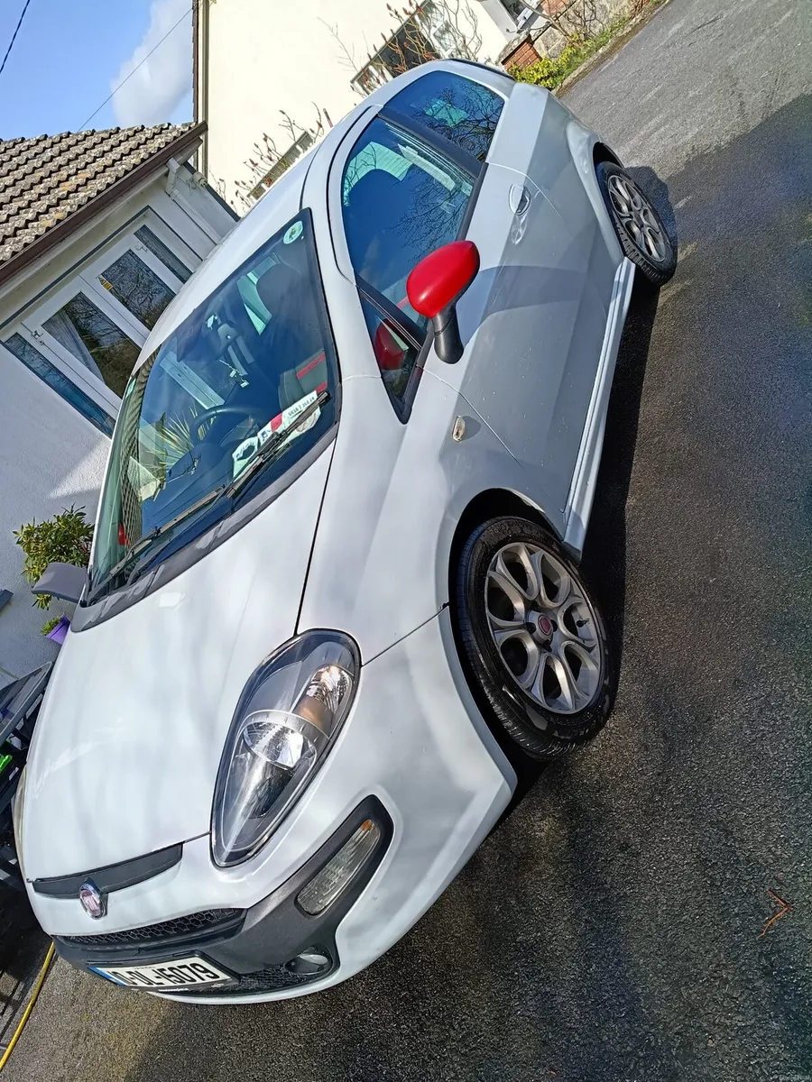 Fiat Punto Evo 1.4. Nev NCT - Image 2