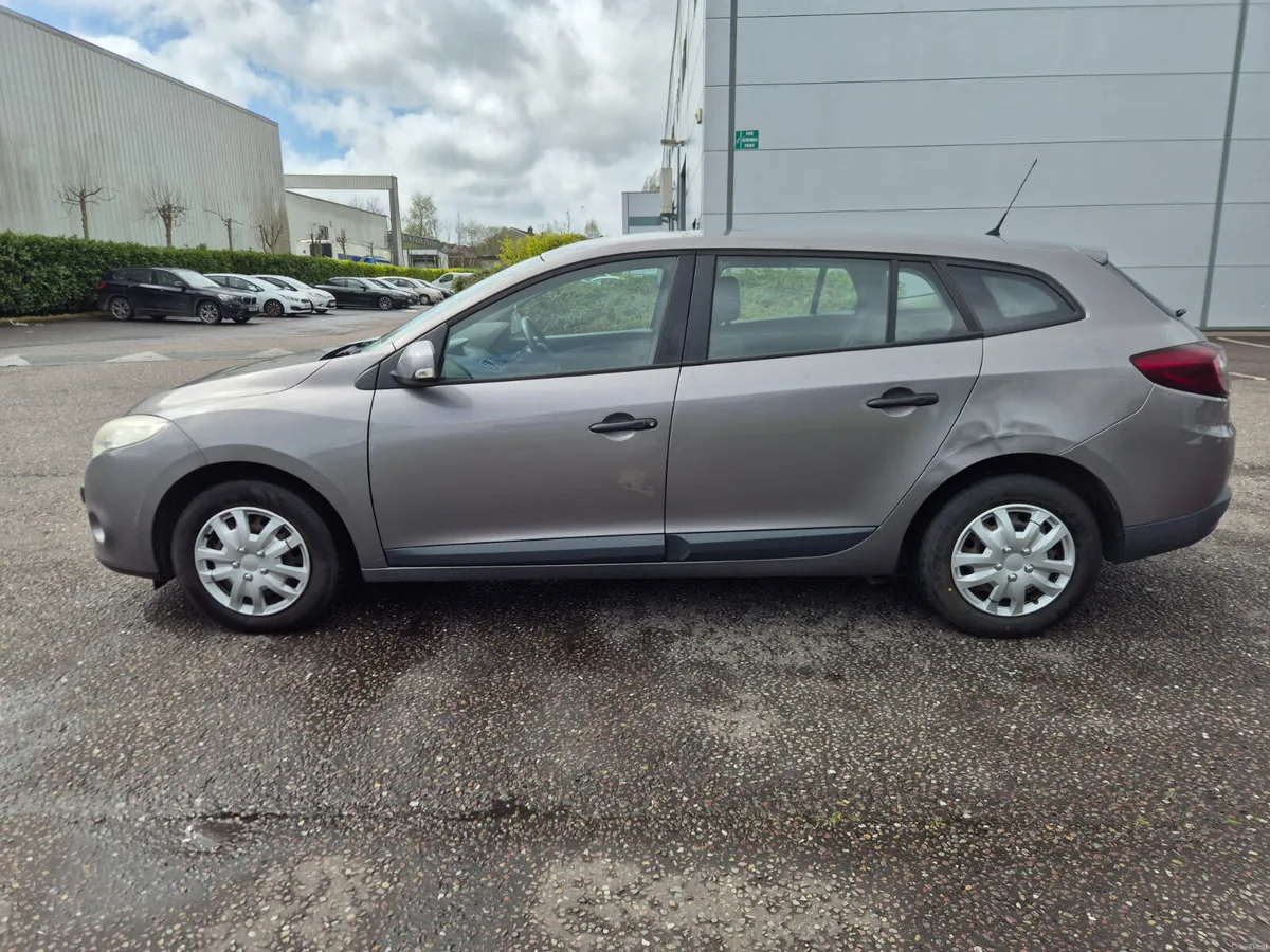 Renault Megane 2010 - Image 4