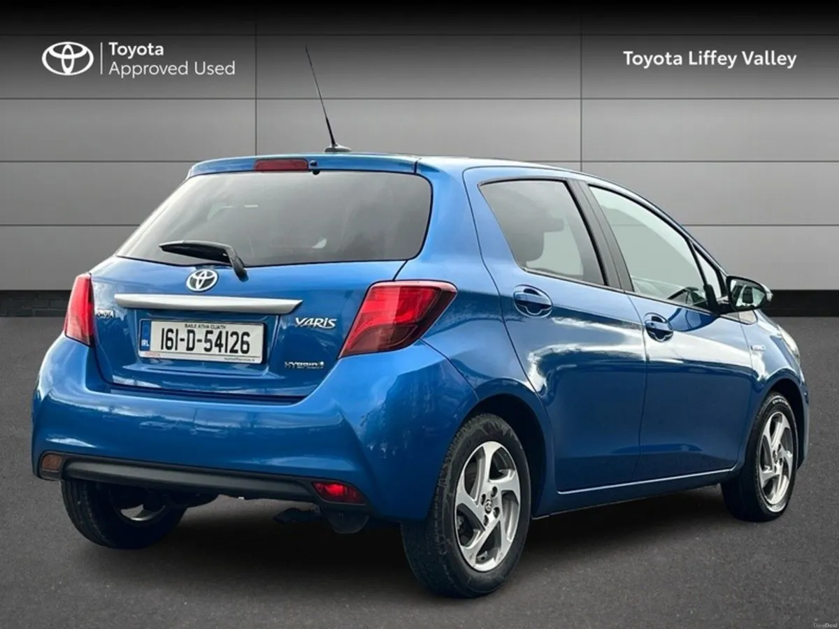 Toyota Yaris YARIS HYBRID ICON - Image 2