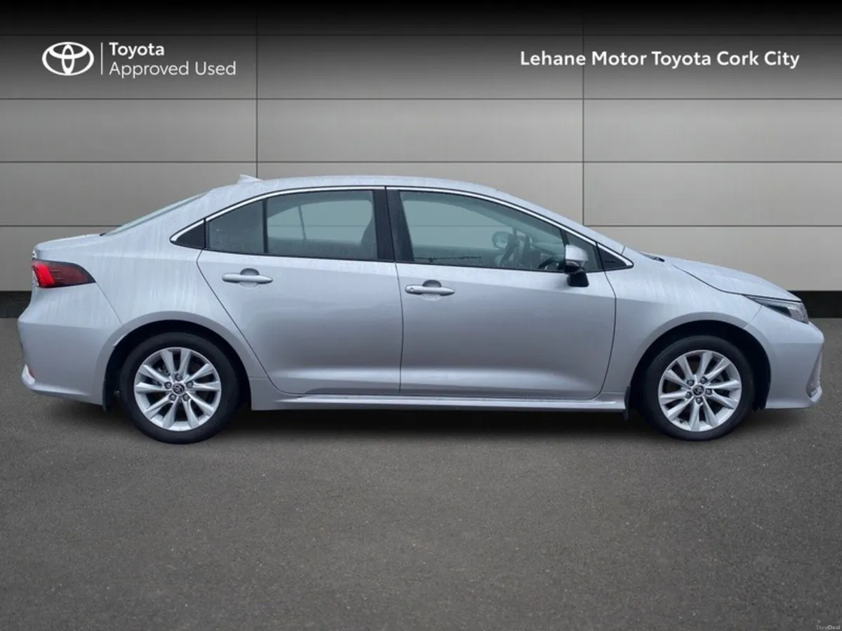 Toyota Corolla 1.8 - Image 3