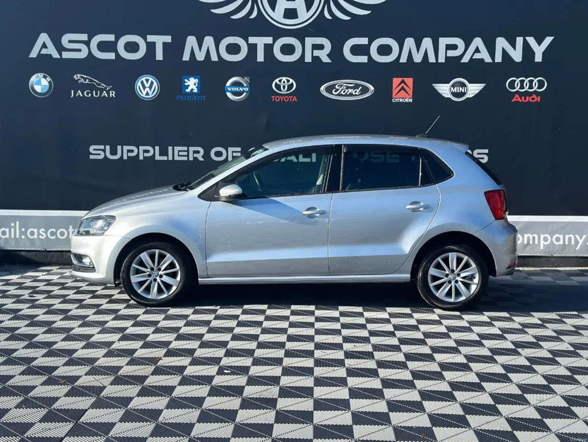 Volkswagen Polo Automatic - Image 5
