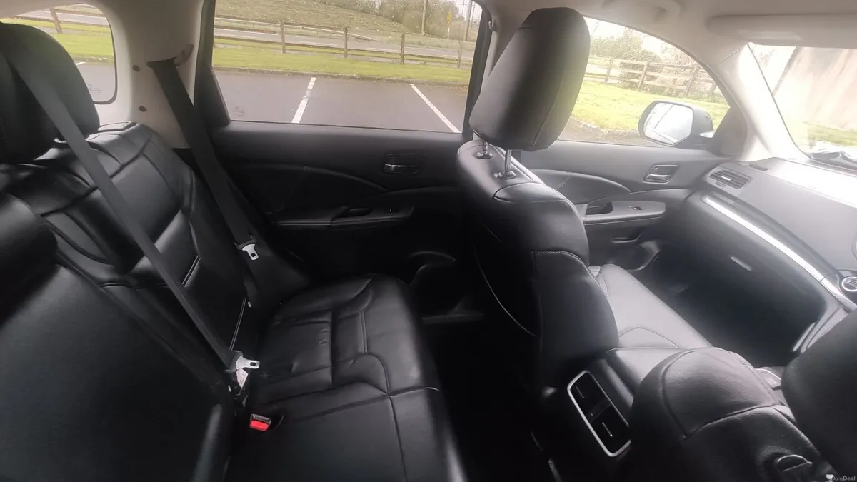 Honda CR-V 2017 DEPOSIT TAKEN - Image 2