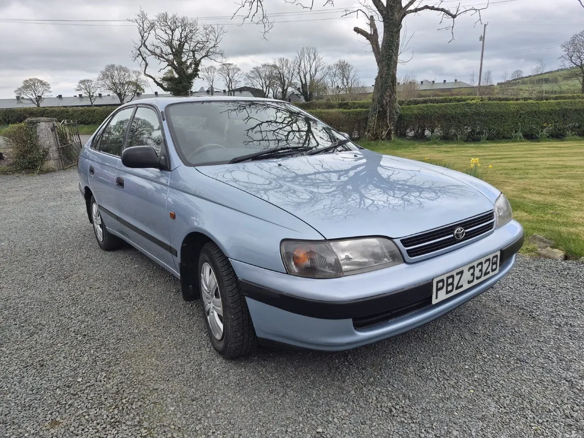 Toyota Carina 1995 - Image 1