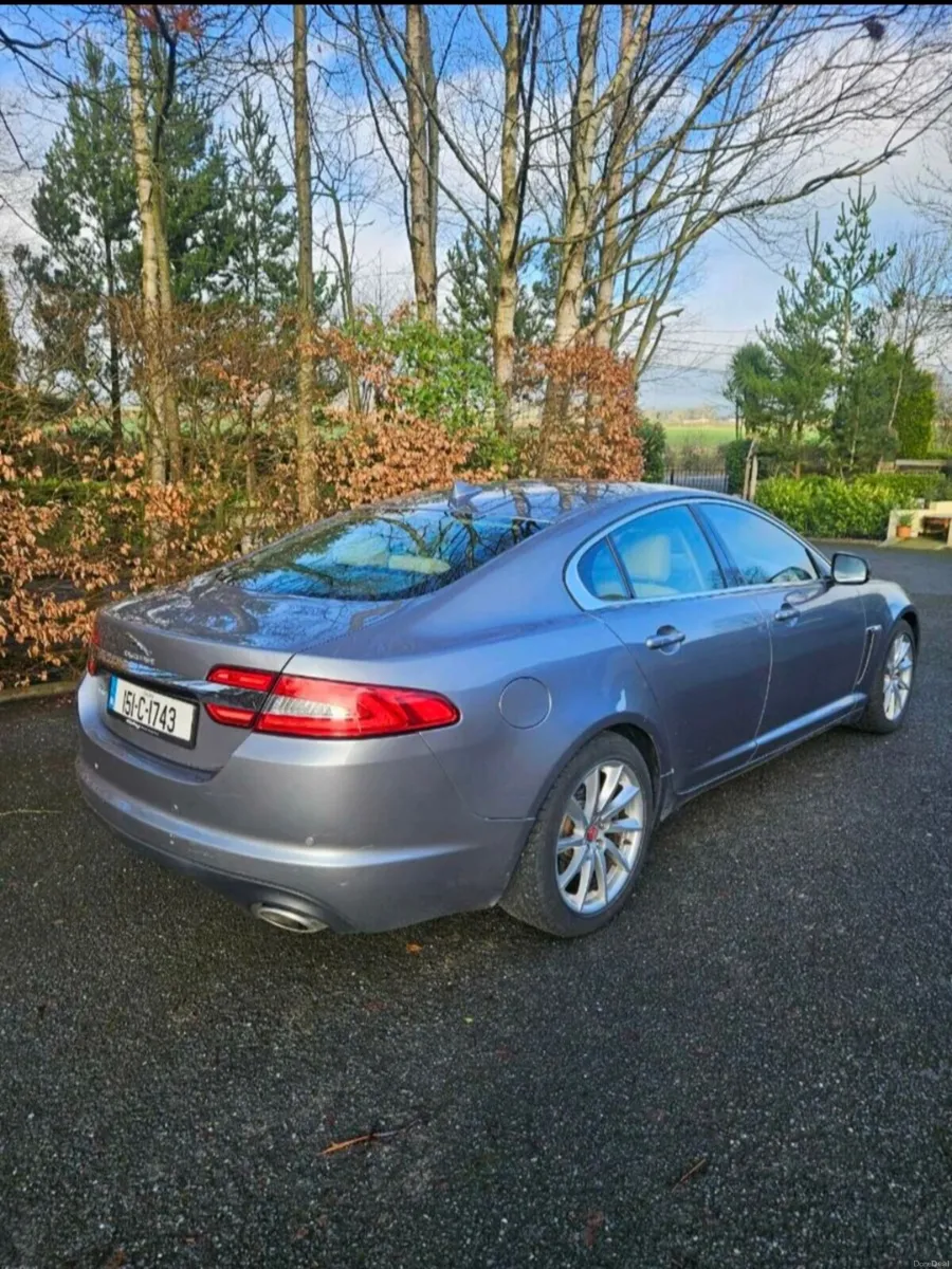Jaguar XF 2.2D LUXURY 197bhp - Image 4