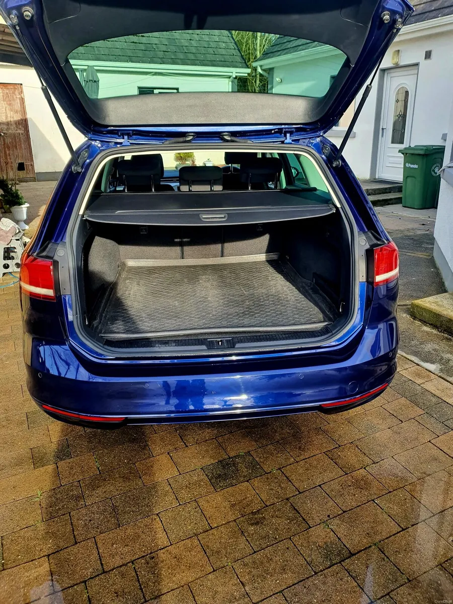 Voltwagen Passat - Image 3