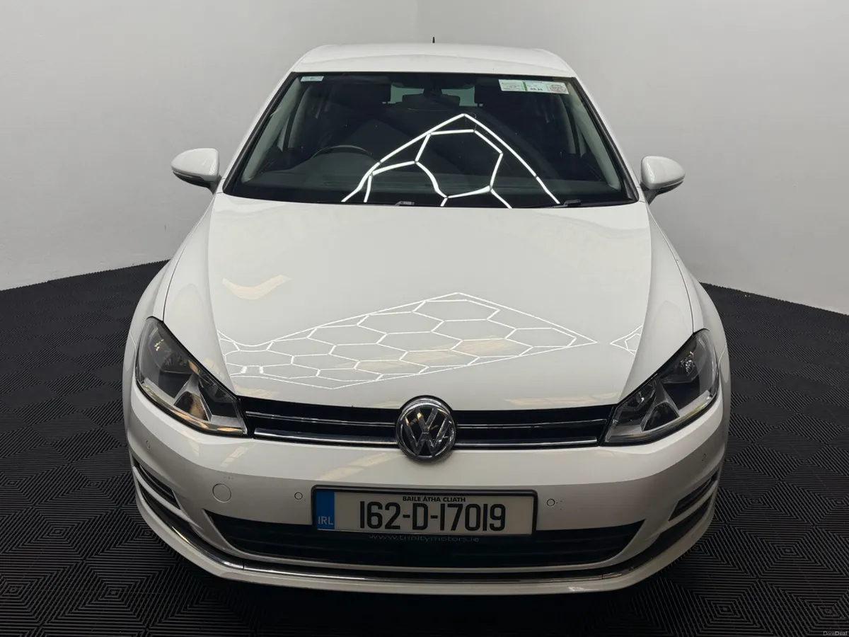 162 Volkswagen Golf 1.2 TSI Auto Highline WARRANTY - Image 3