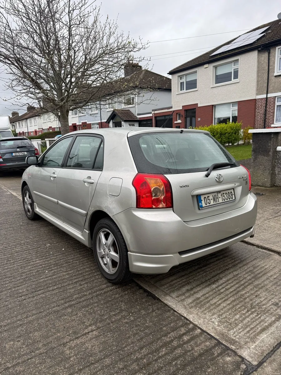 Toyota Corolla 1.4 D4D low miles - Image 4
