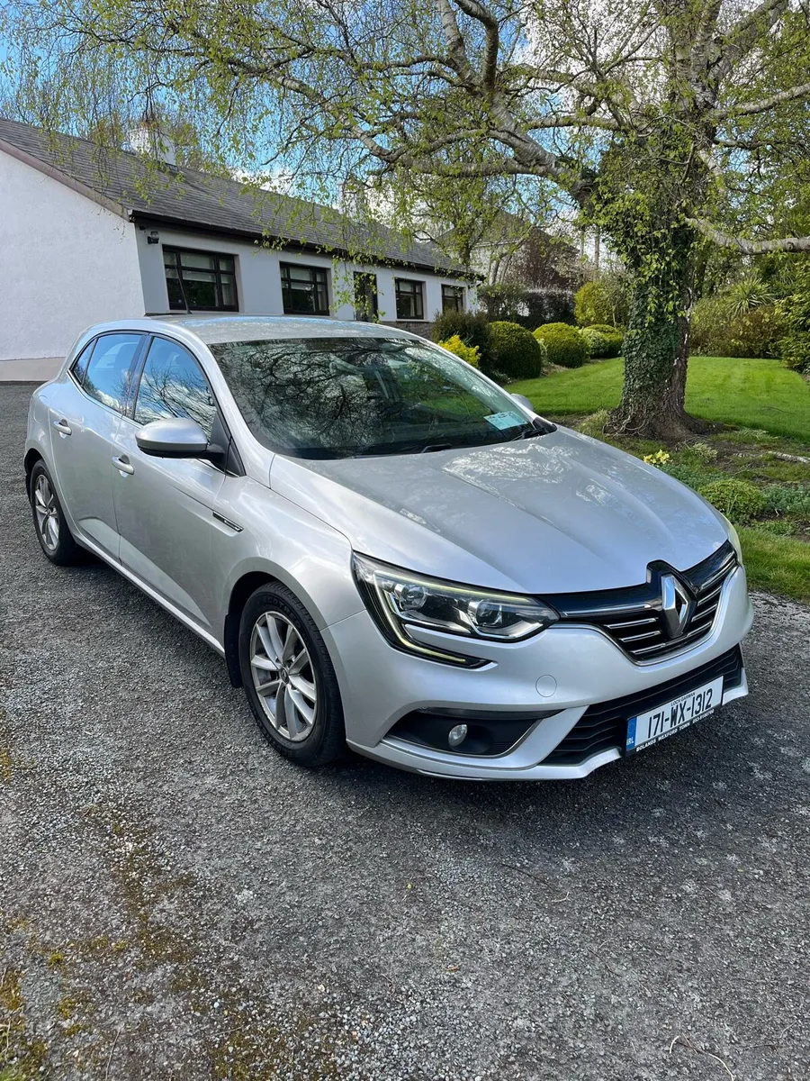 2017 Renault Megane 1.5L Diesel Dynamique Nav - Image 3