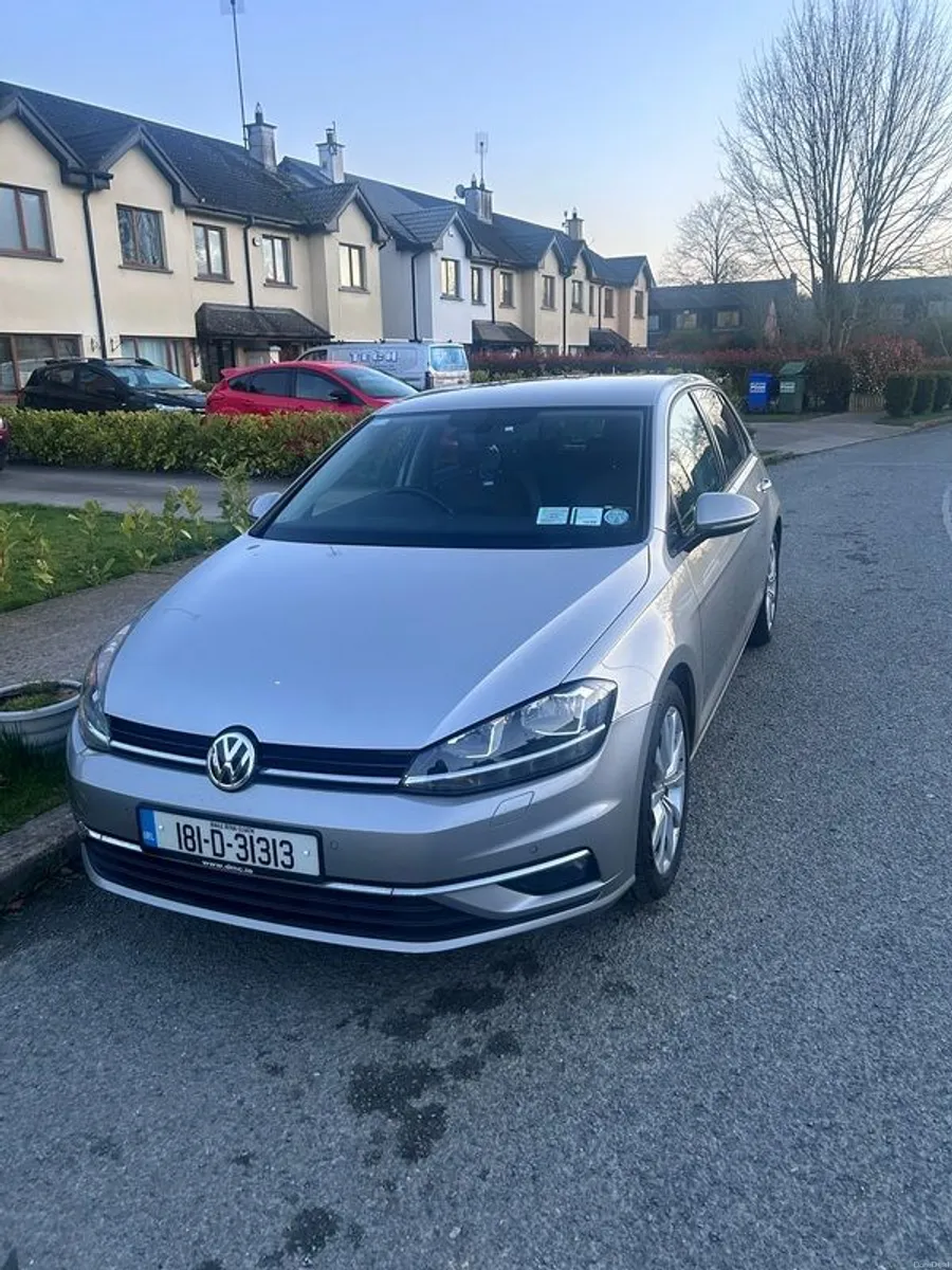 2018 Volkswagen Golf - Image 2