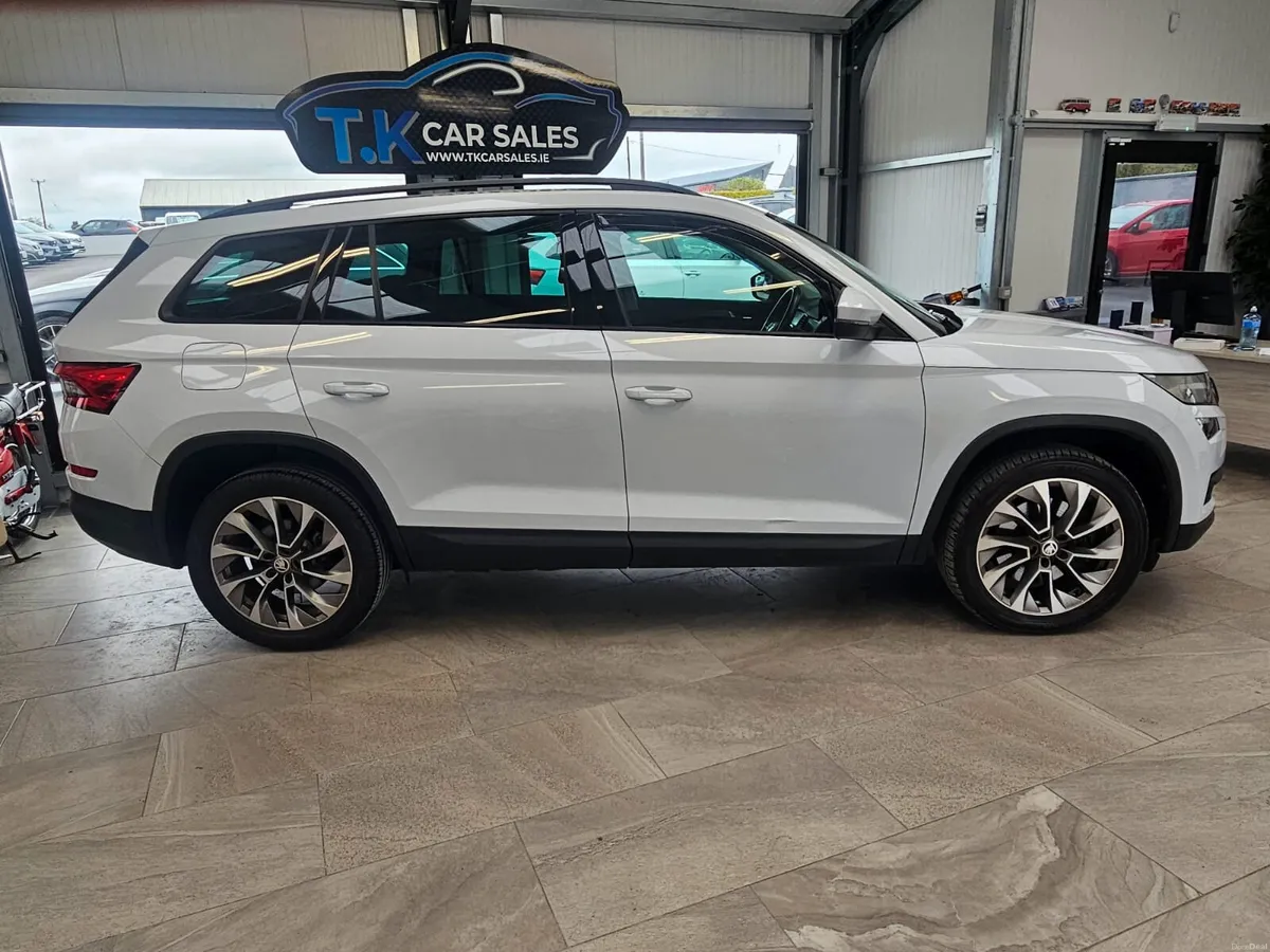 211 SKODA KODIAQ SE - Image 2