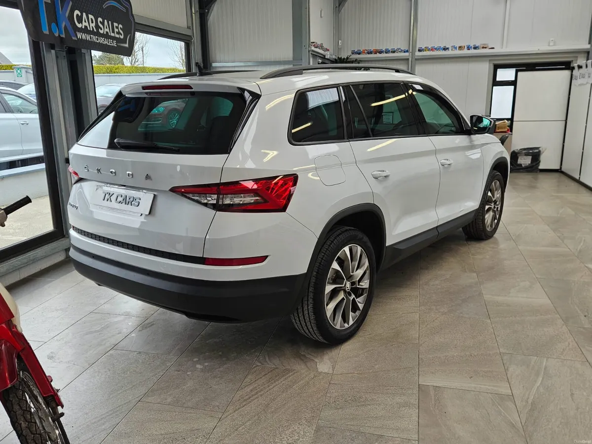 211 SKODA KODIAQ SE - Image 3