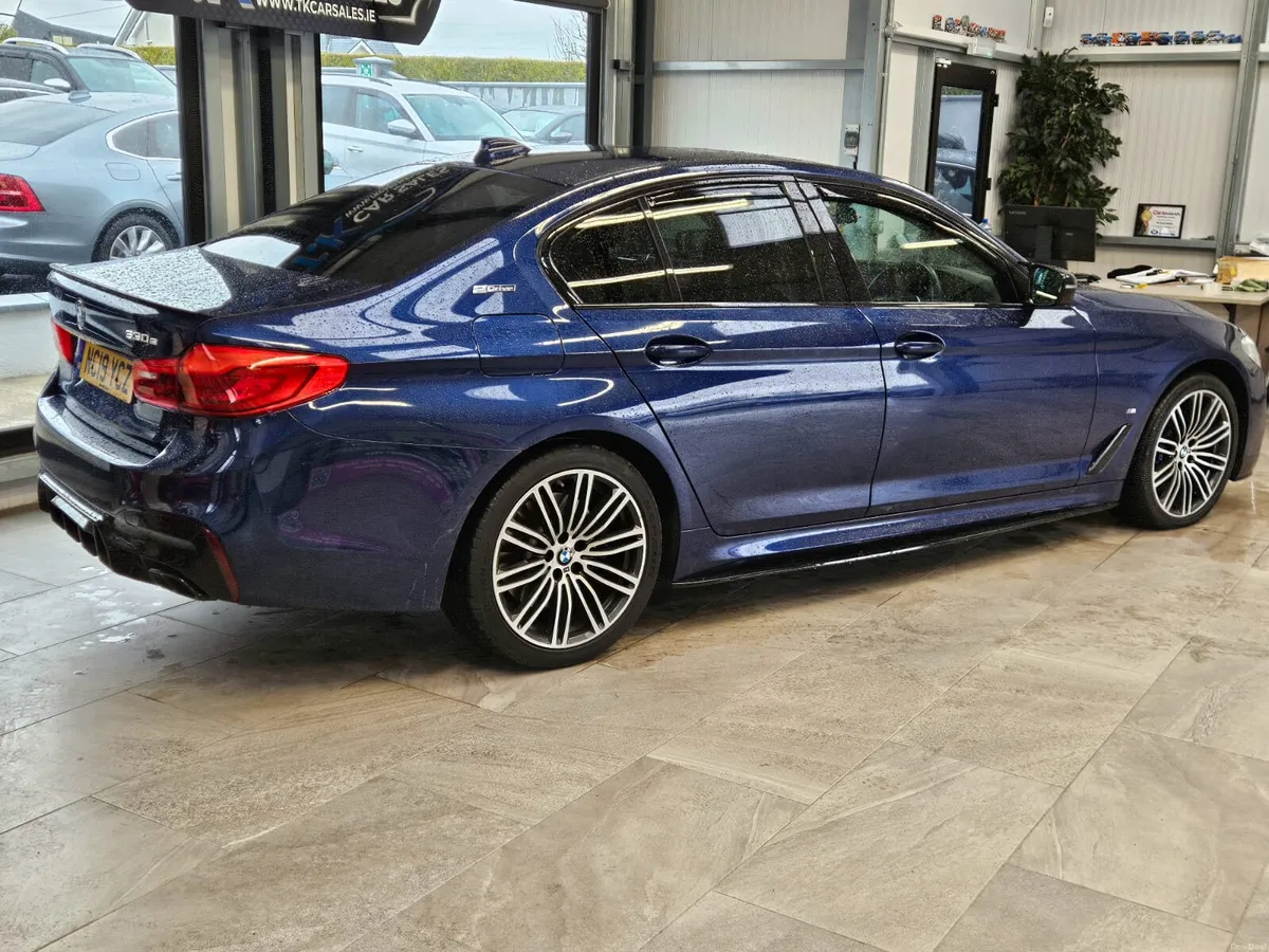 19 BMW 530 E HYBRID PLUG IN - Image 2