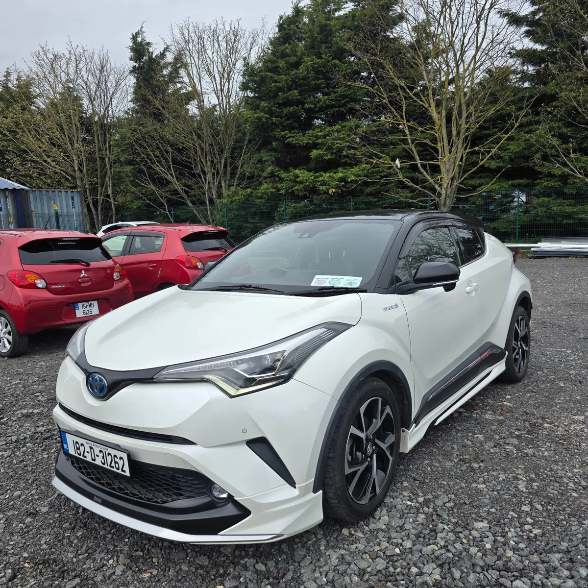 Toyota C-HR 2018 Hybrid Auto Leather Heated Seats - Image 4