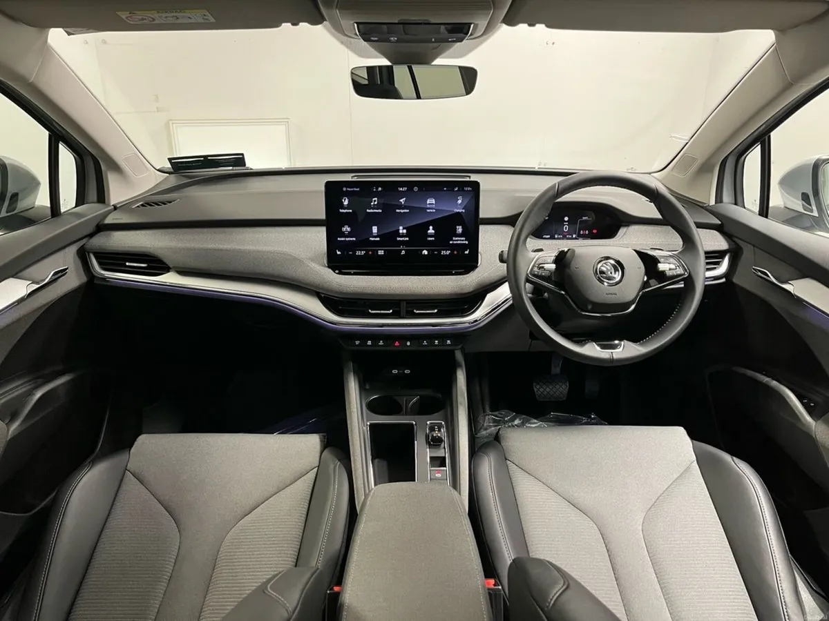 Skoda Enyaq IV 60 - CLEVER PACK - Reversing Camera - Image 4