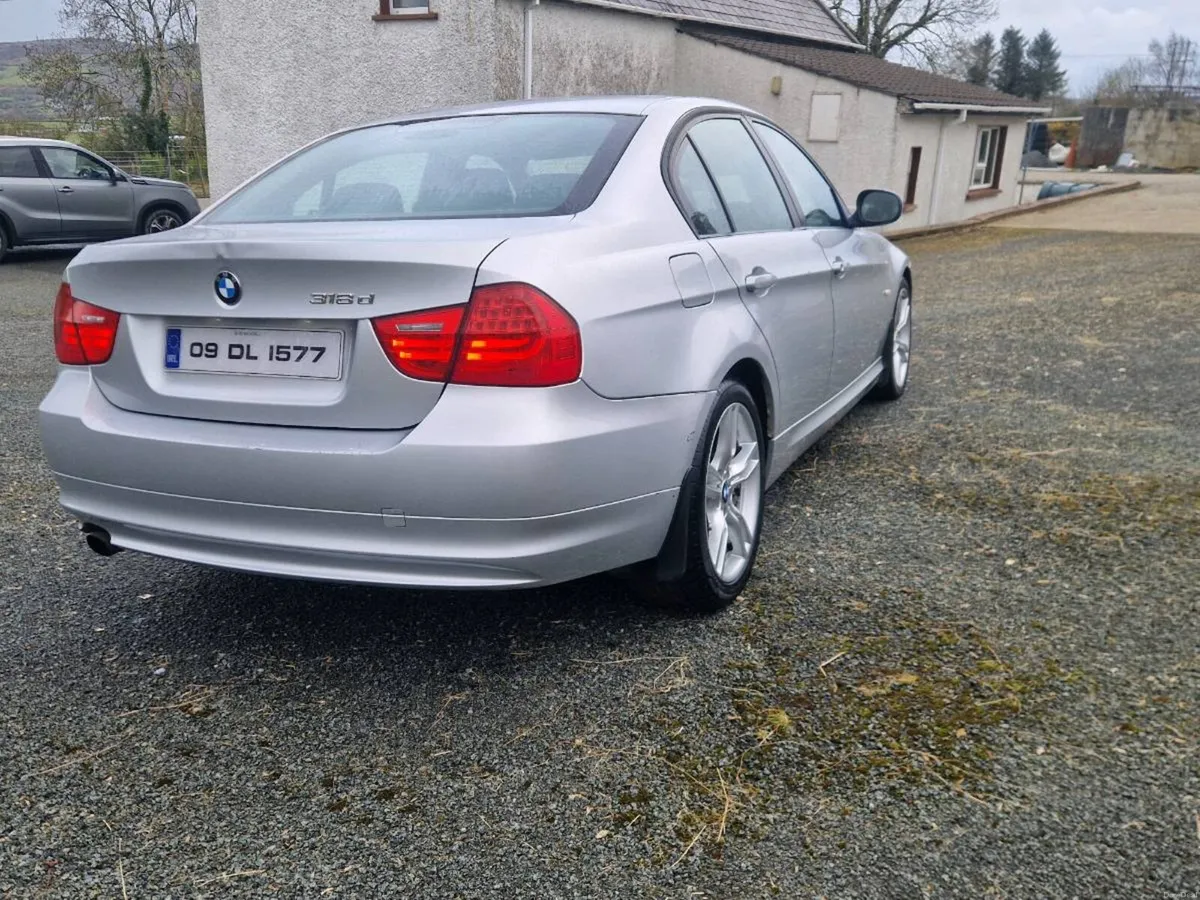 318D e90 - Image 4