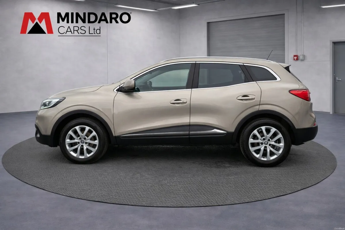 Renault Kadjar 2016//DIESEL//EXCELLENT CONDITION - Image 2