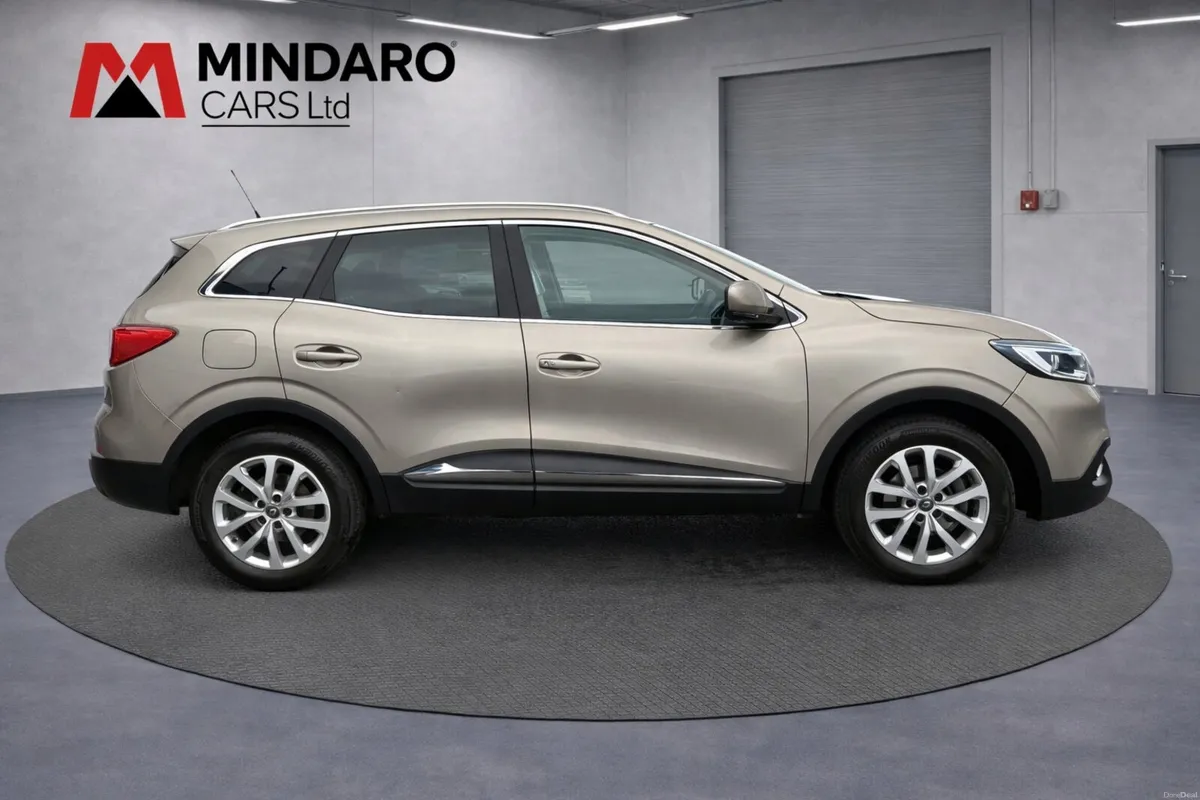 Renault Kadjar 2016//DIESEL//EXCELLENT CONDITION - Image 4