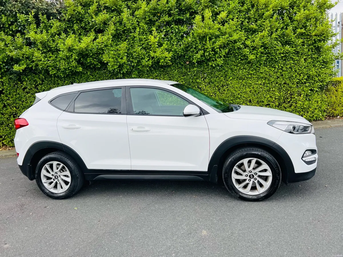2018 Hyundai Tucson 1.7 Crdi Automatic - Image 2