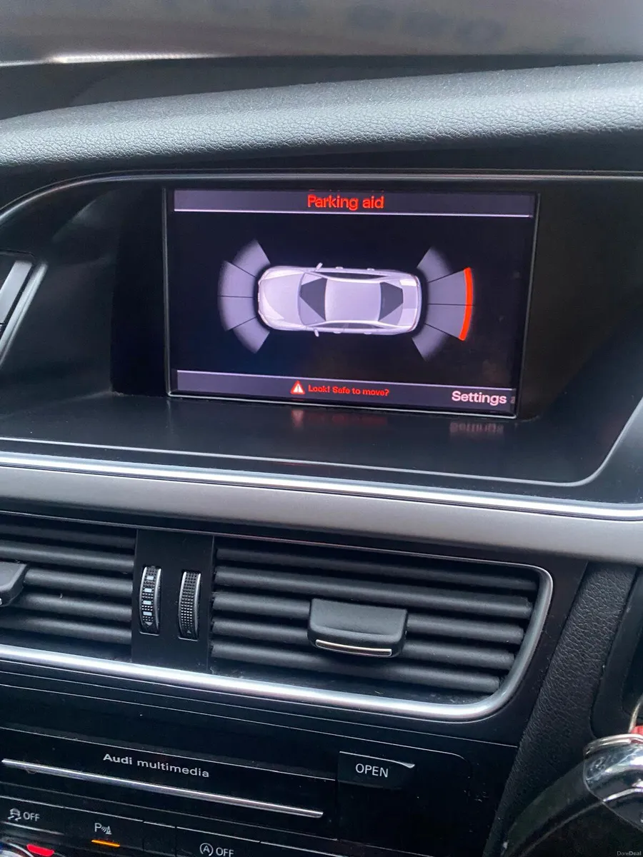 Audi A4 2014 - Image 2