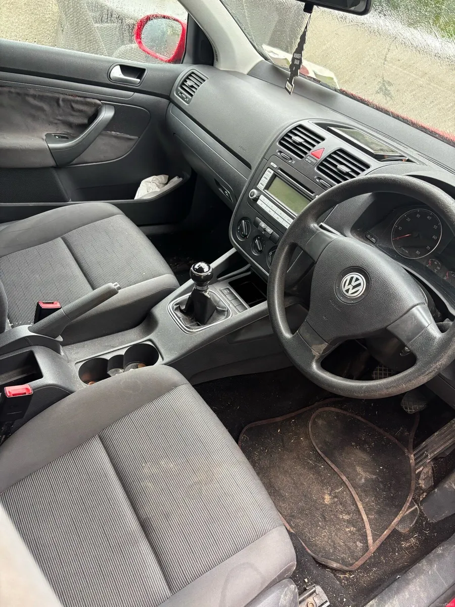 Volkswagen mrk6 golf red - Image 3