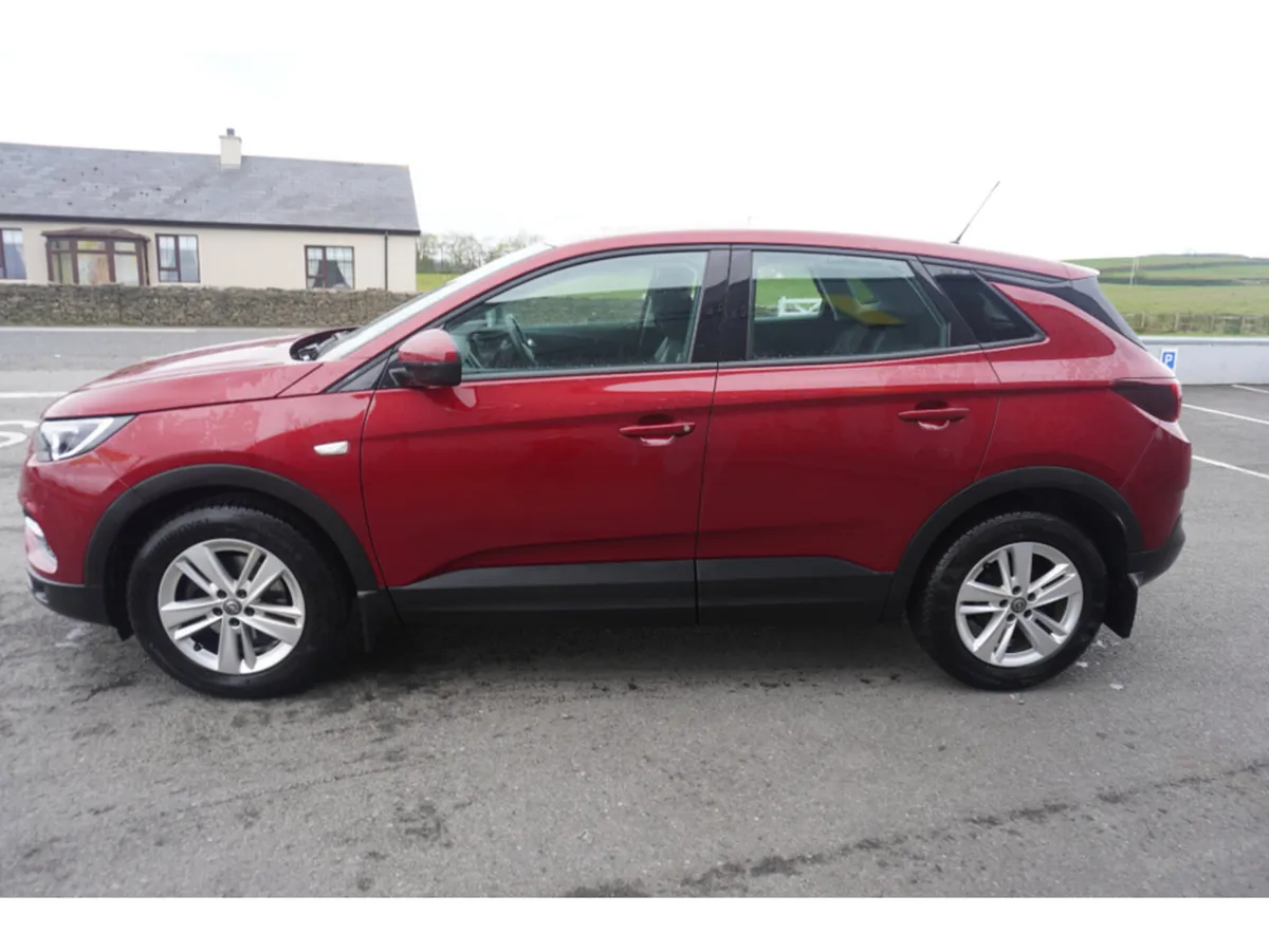 Opel Grandland X CUV-SC-1.2I 130PS PETROL 4DR - Image 6