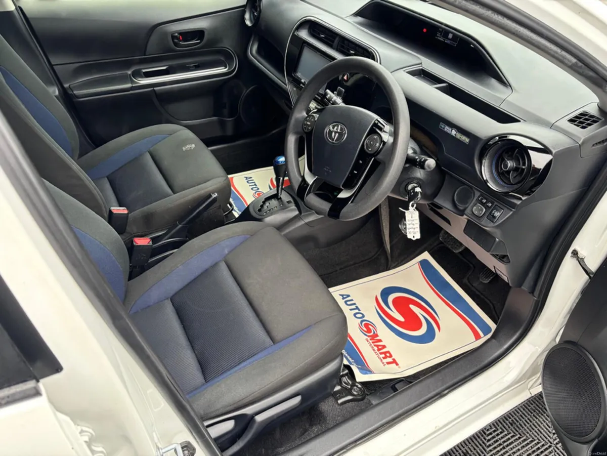 Toyota Aqua Toyota Aqua - Image 4