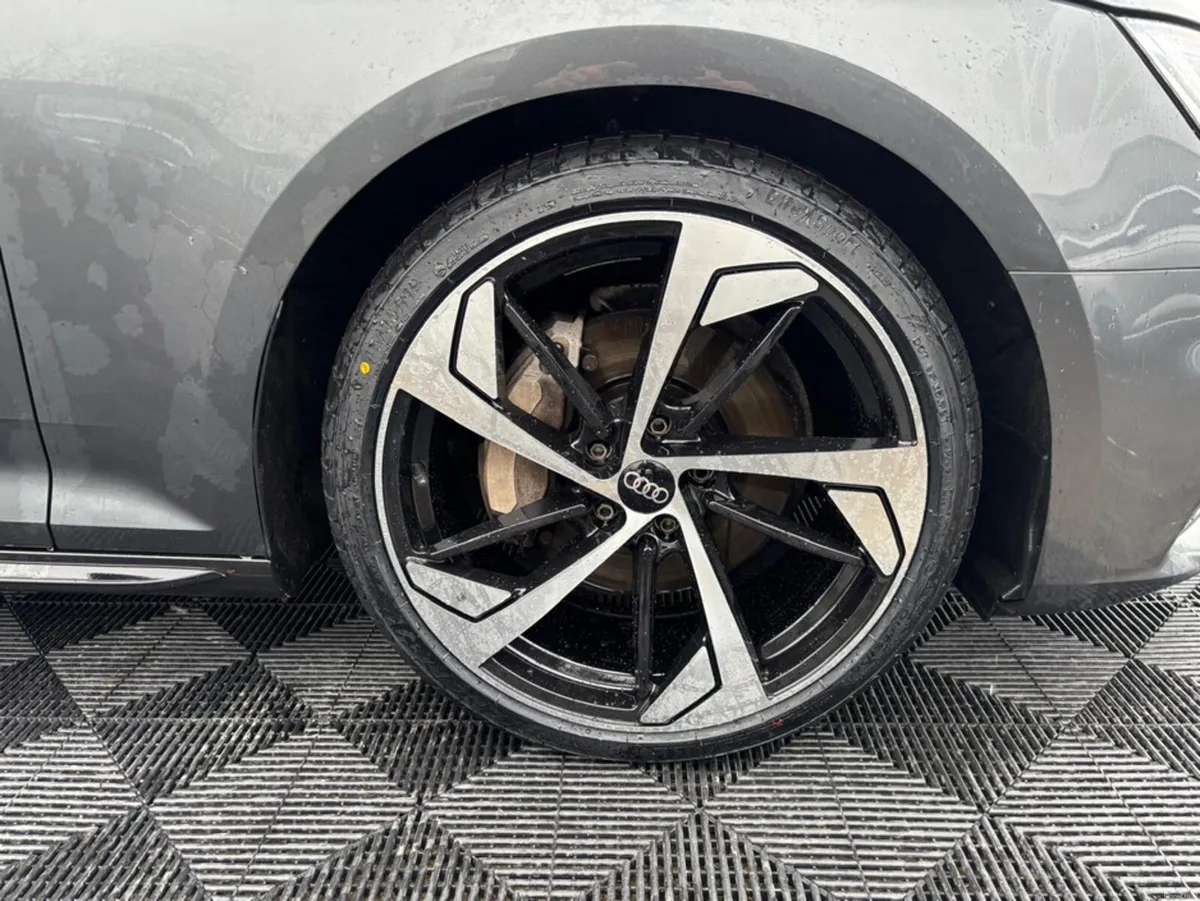 Audi A4 Audi A4 2.0tdi, black edition, ultra s-lin - Image 3