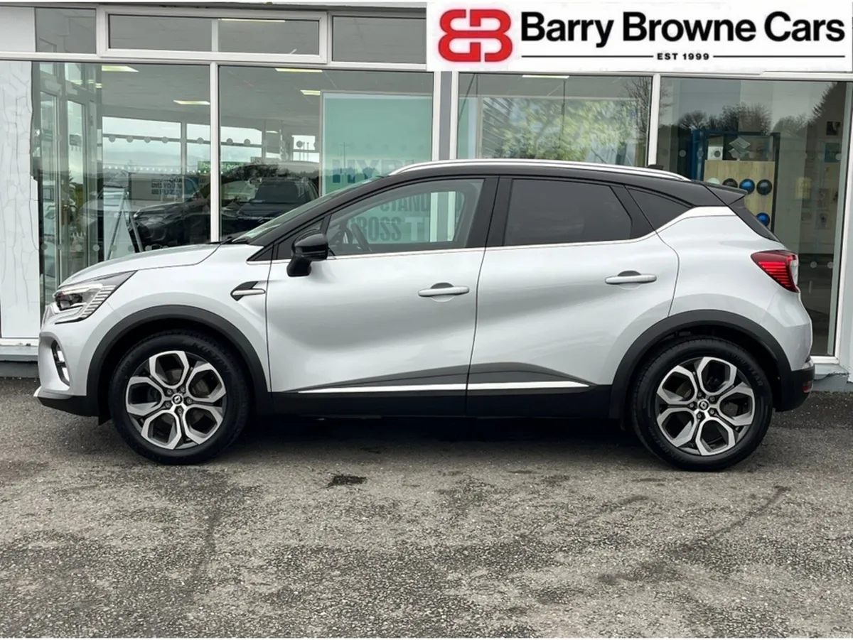 Renault Captur TECHNO E-TECH HEV - Image 4