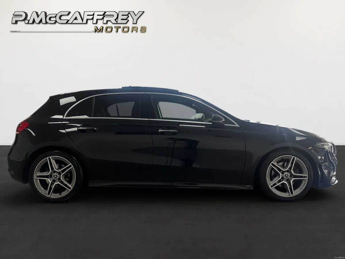 2019 Mercedes-Benz A200 D AMG LINE AUTO SUNROOF - Image 4