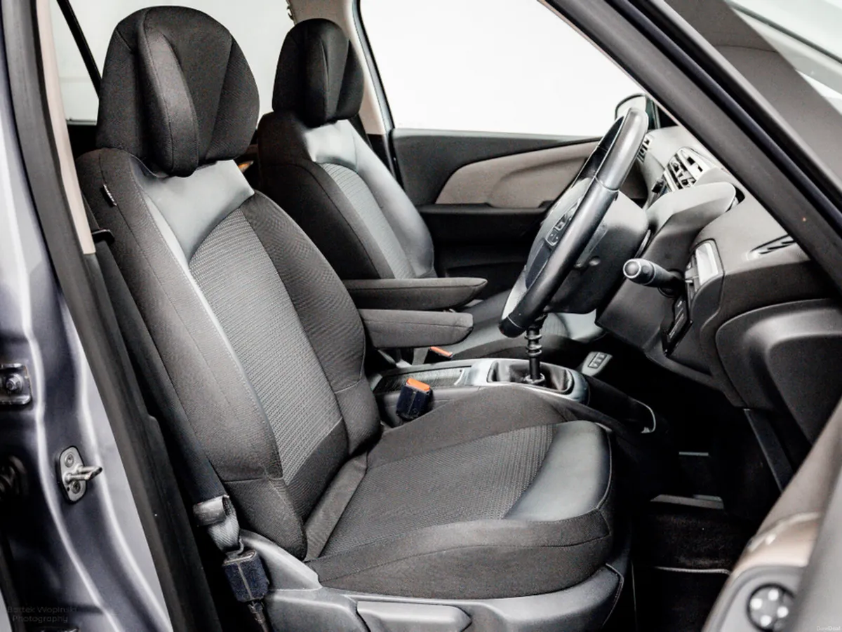 Citroen C4 Spacetourer Flair 1.2 Petrol 130HP - Image 3