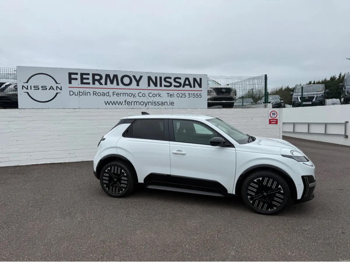 Nissan Micra 40 kWh ADVANCE - Image 3