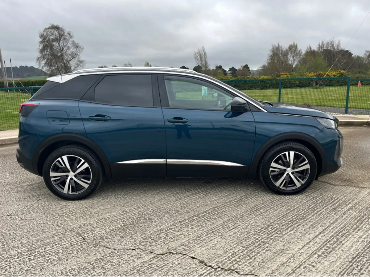 Peugeot 3008 ALLURE 1.5 HDI 130 AUTO PREMIUM - Image 2