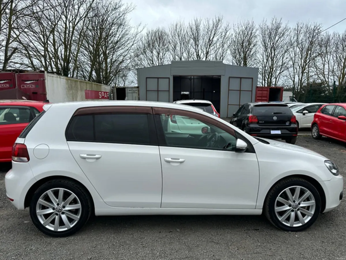 Volkswagen Golf 1.4L Automatic Petrol Low Mileage - Image 4