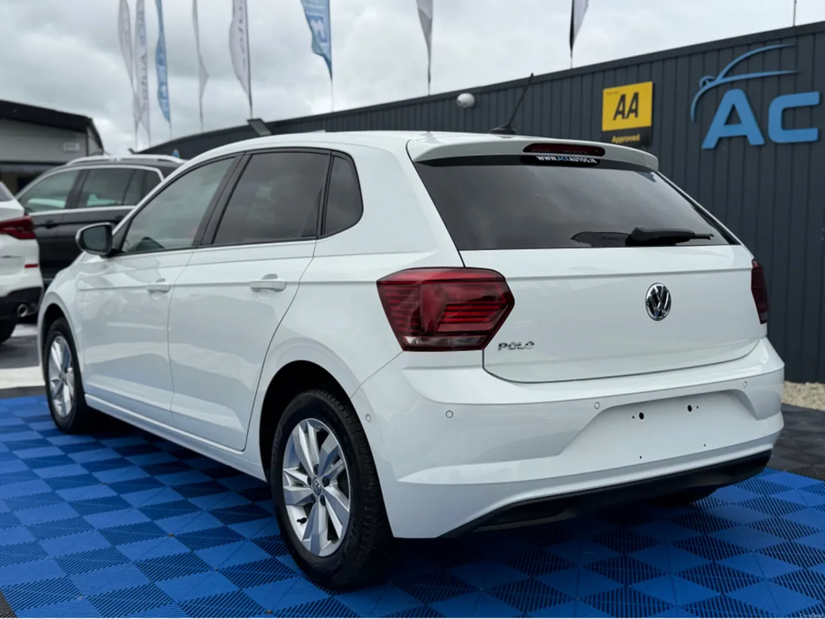 Volkswagen Polo HIGHLINE - 1.0L PETROL - AUTO - 12 - Image 5