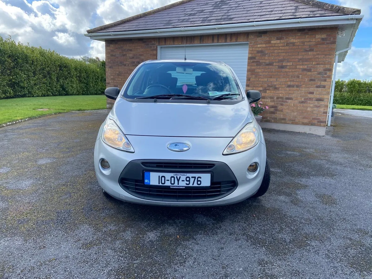 Ford KA 2010 - Image 2