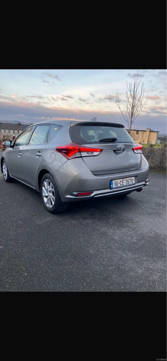 Toyota Auris - Image 4